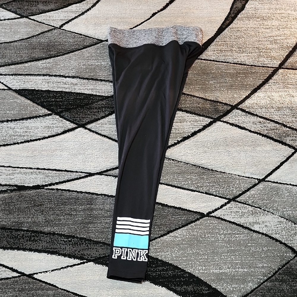 VS PINK 2015 ULTIMATE REVERSIBLE REFLECTIVE LOGO LEGGINGS